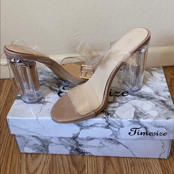 Sandals - Picture 3 of 3